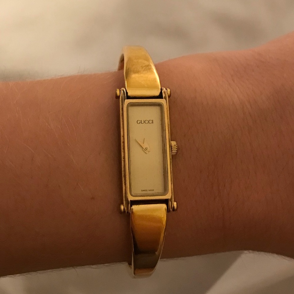 Gold Gucci 1500 Watch